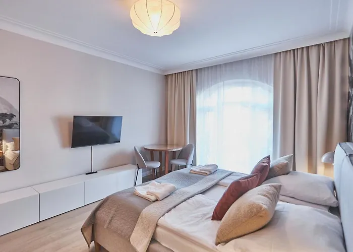 Regina Maris By Baltic *